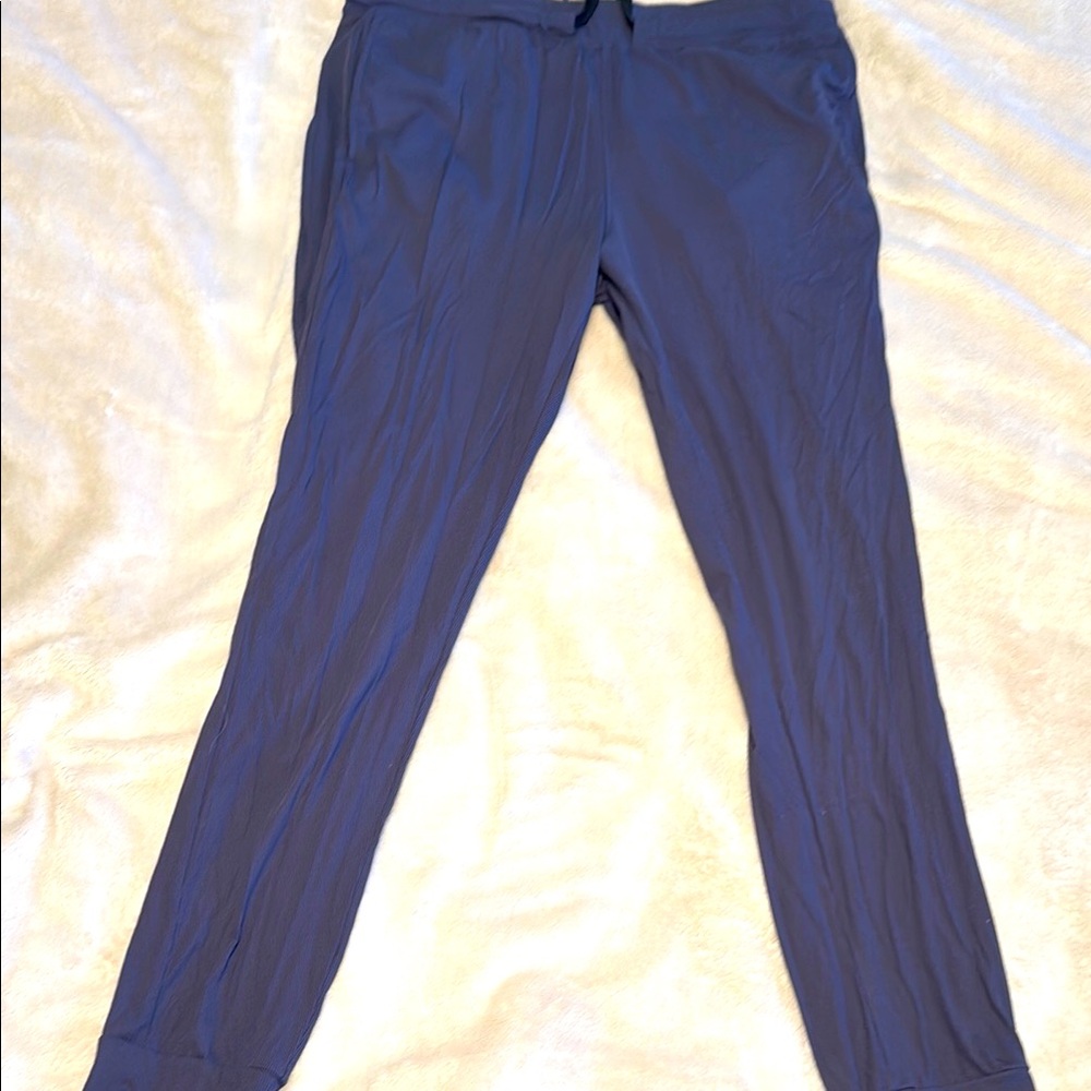 Born primitive recovery jogger gray